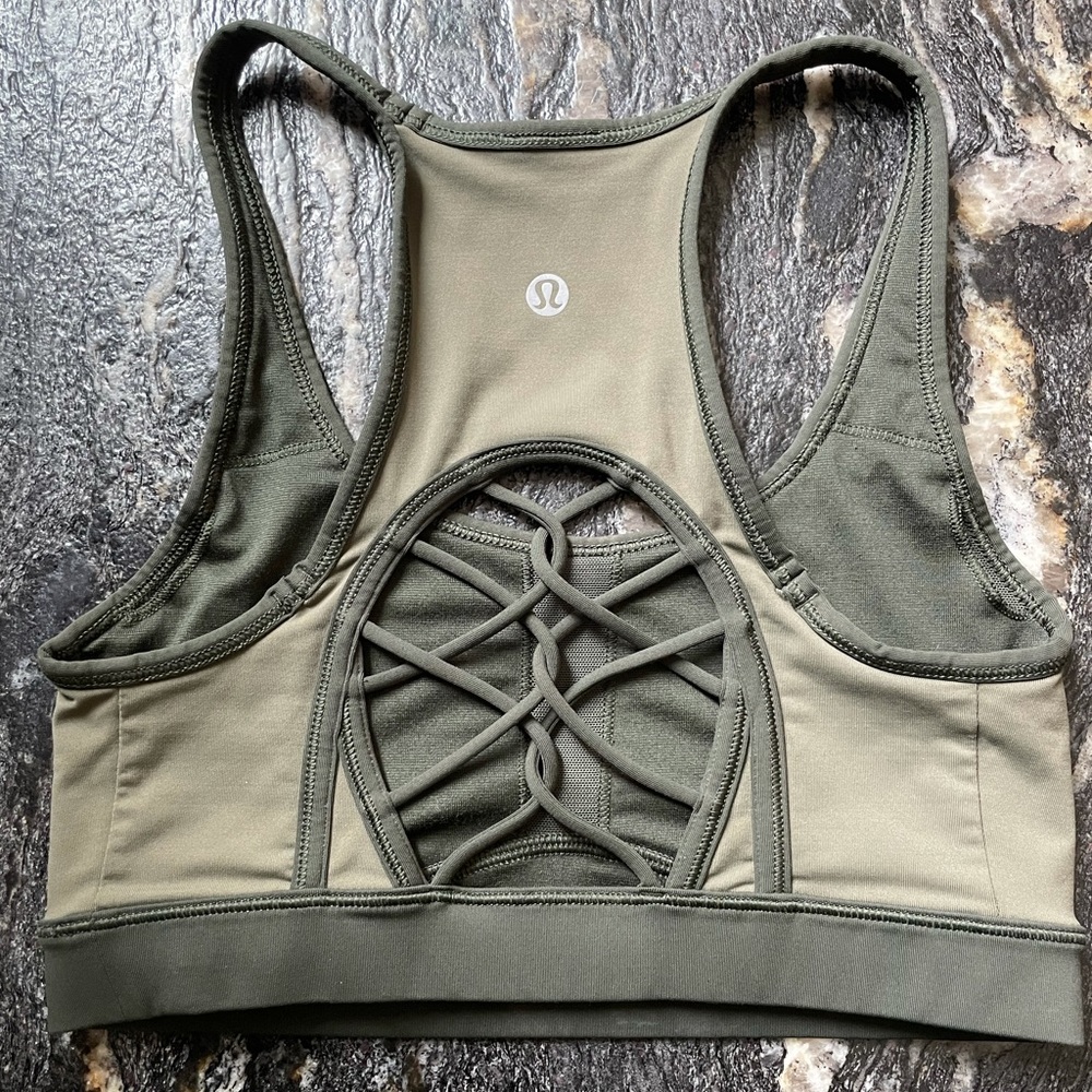 Lululemon Sports Bra 💚